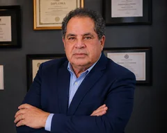 Professor Mauro Bomfim